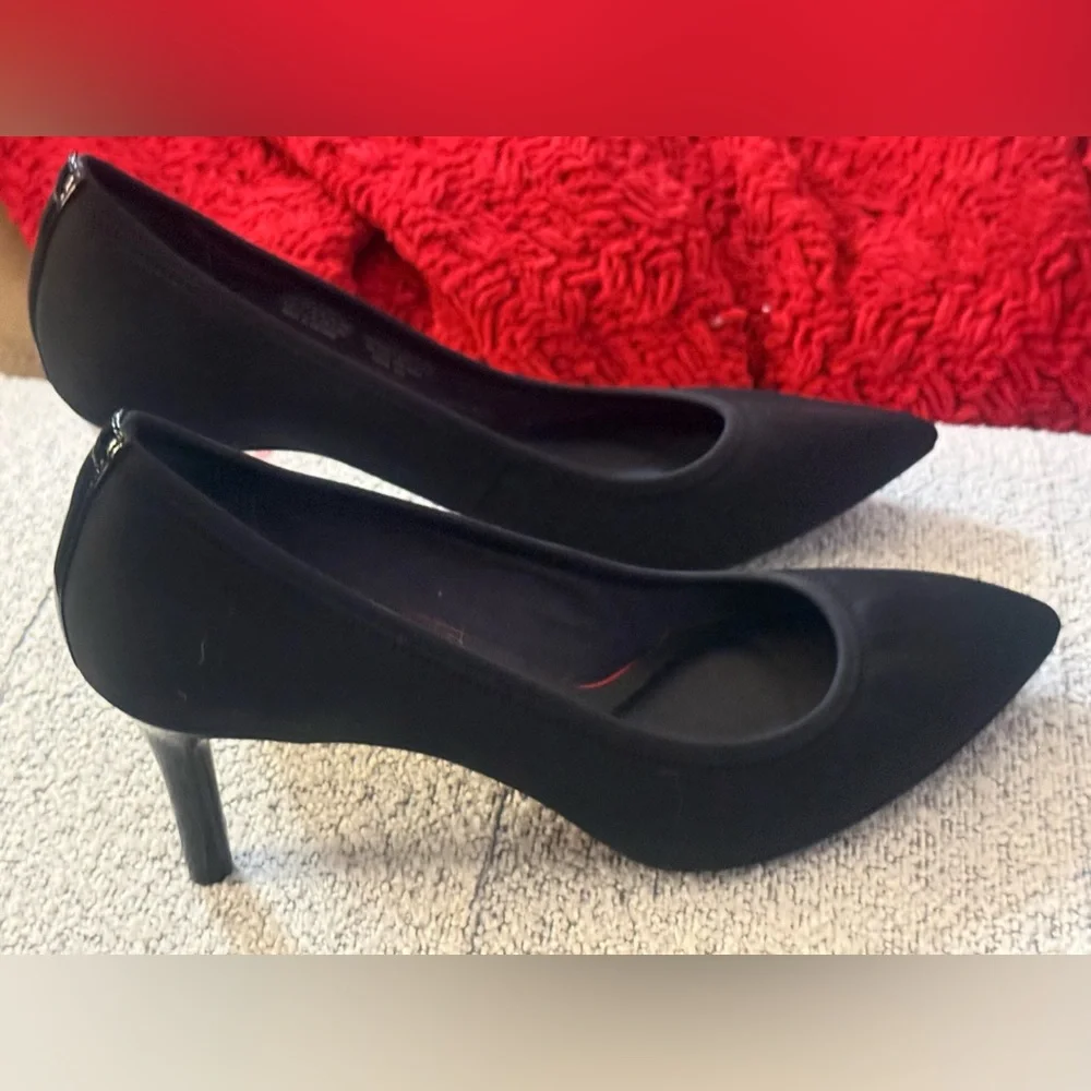 Rockport Womens Total Motion 75mm Pointed Toe Heel Shoe Black Size 9.5 US